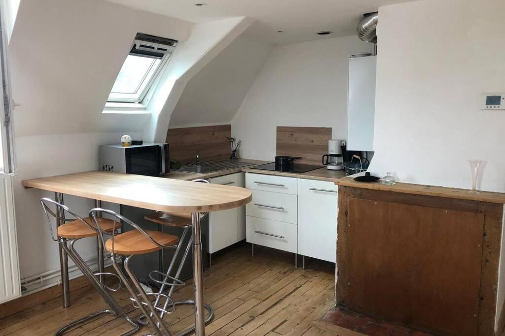 Sous Les Toits Appartement Dieppe Buitenkant foto